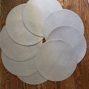 Threshold 15” Round Pebble Faux leather placemat Set of Round grey/tan Placemats